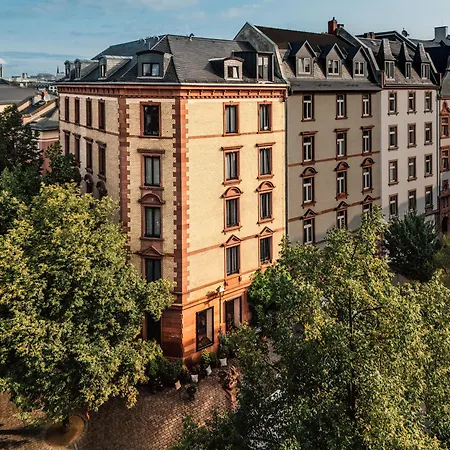 Libertine Lindenberg Hotel 4*
