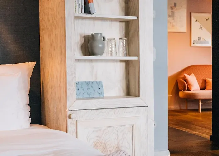 Libertine Lindenberg 4*